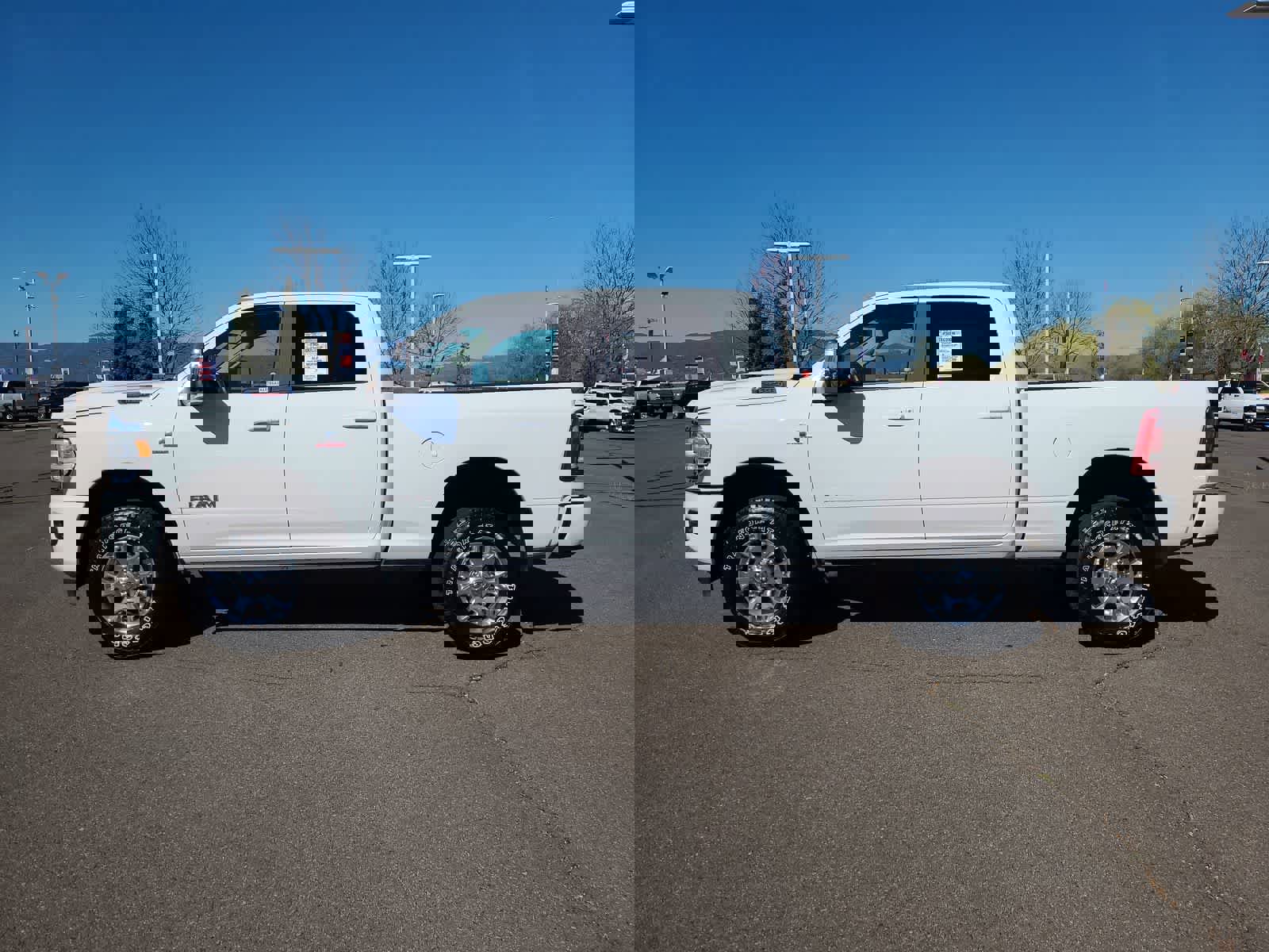 Used 2024 RAM 2500 Laramie w/ Safety Group image 11