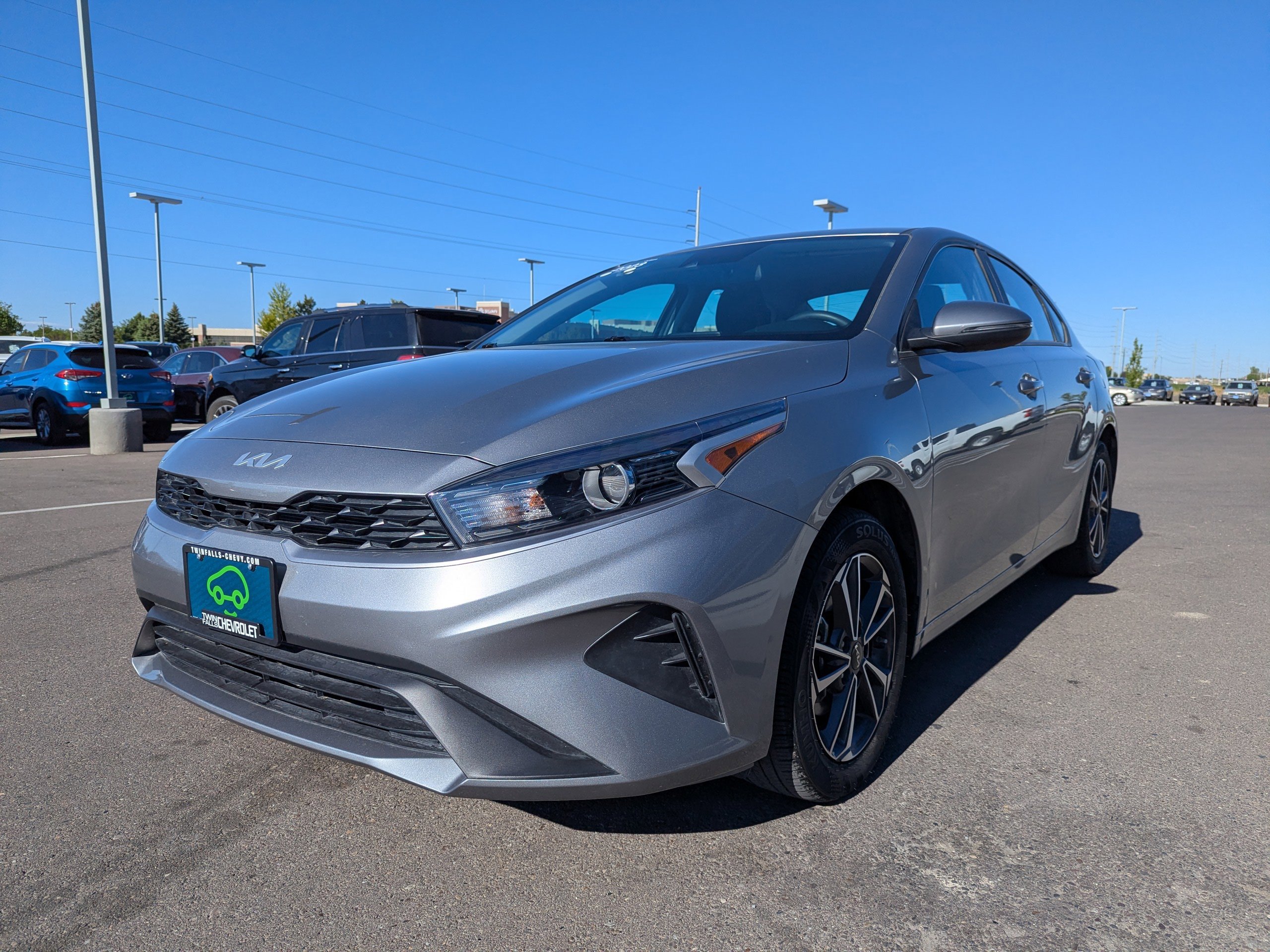 Used 2023 Kia Forte LXS w/ LXS Technology Package FWD image 7