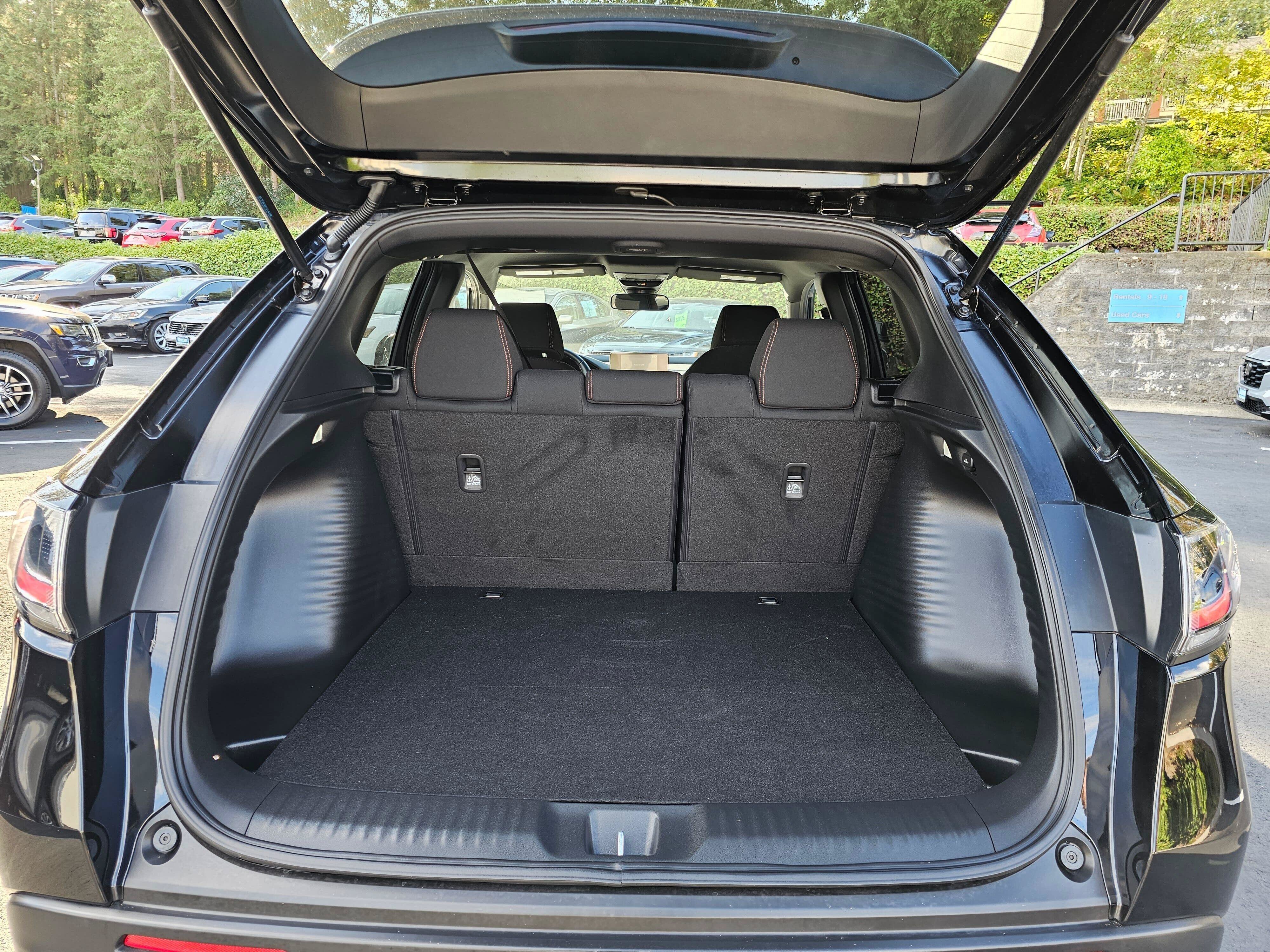 Certified 2025 Honda HR-V Sport image 19