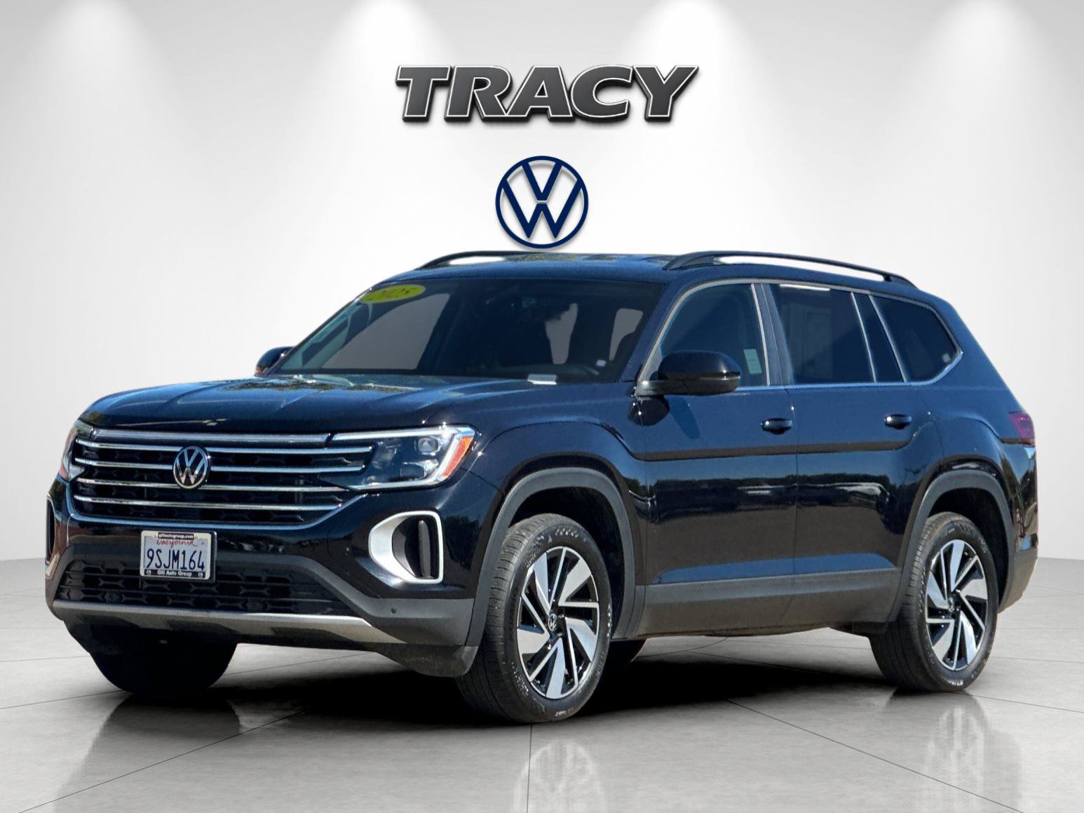 Used 2025 Volkswagen Atlas SE AWD/4WD image 8