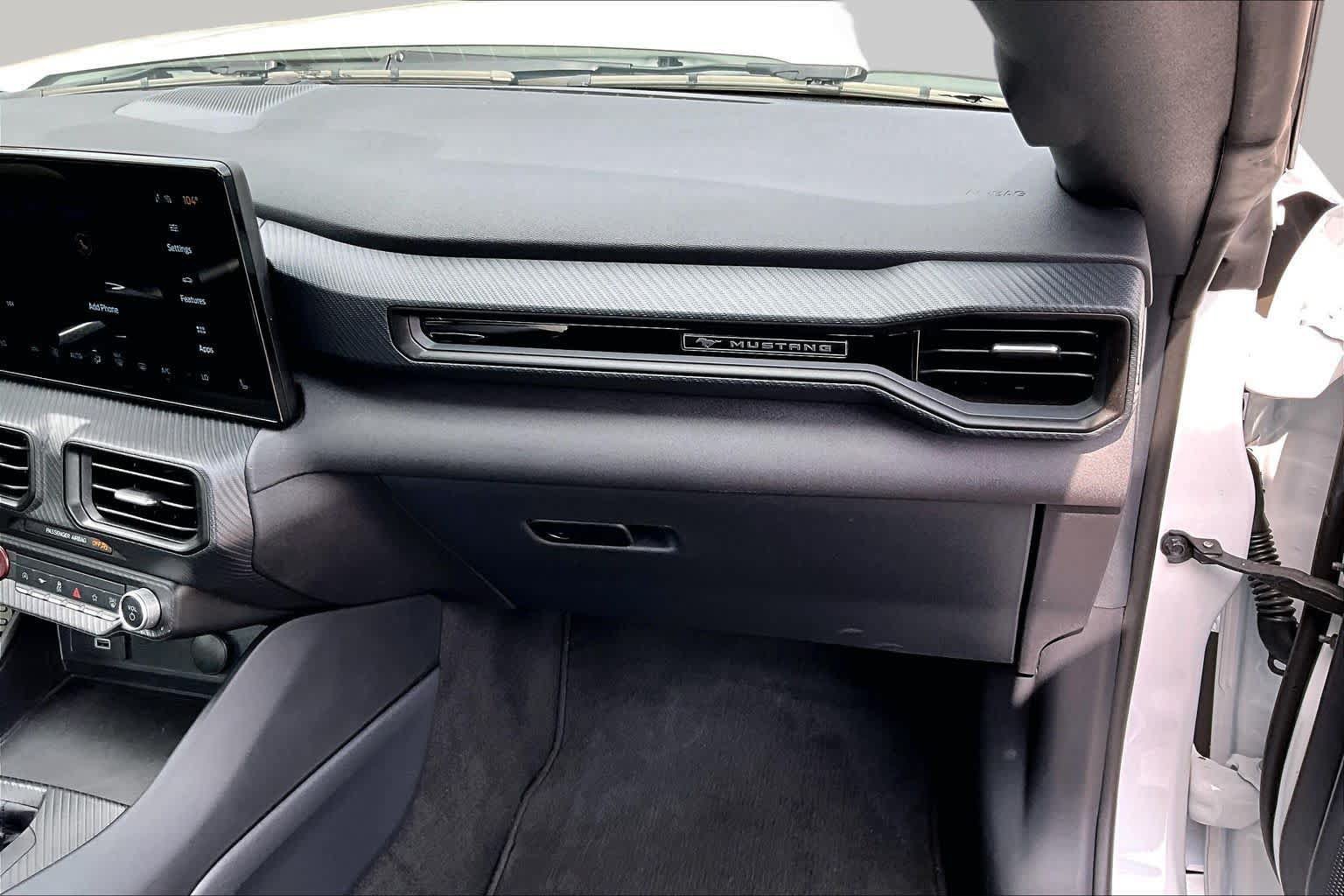Used 2025 Ford Mustang Coupe RWD image 19
