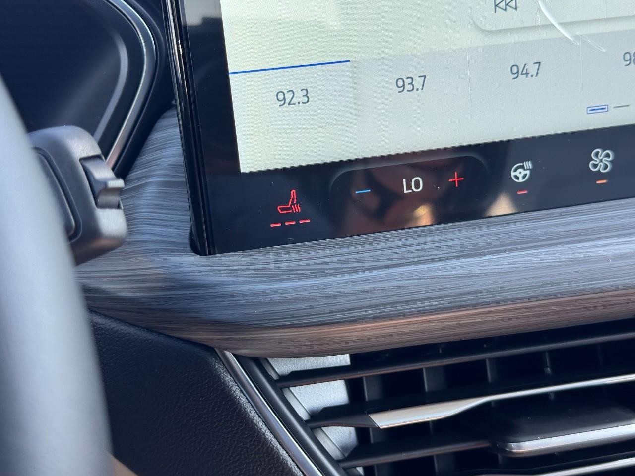 New 2026 Ford Escape Platinum w/ Equipment Group 601A image 16