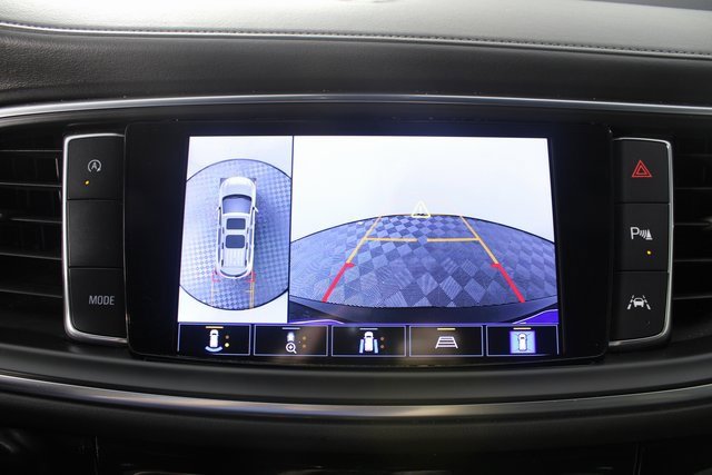 Used 2023 Buick Enclave Avenir w/ Avenir Technology Package image 4