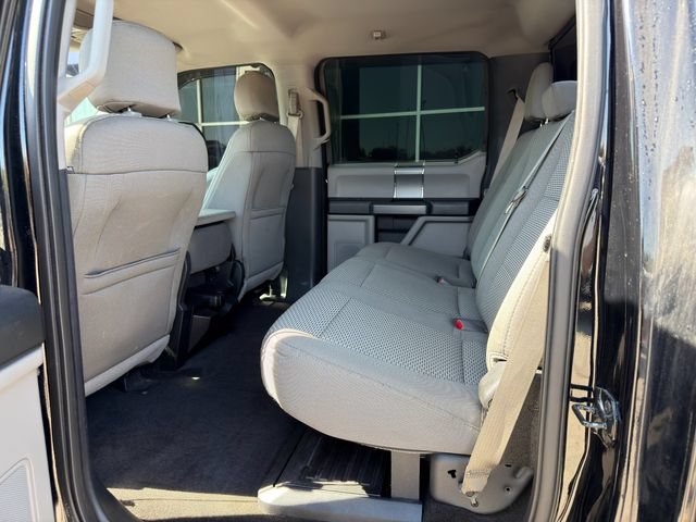 Used 2017 Ford F250 XLT w/ XLT Premium Package AWD/4WD image 14