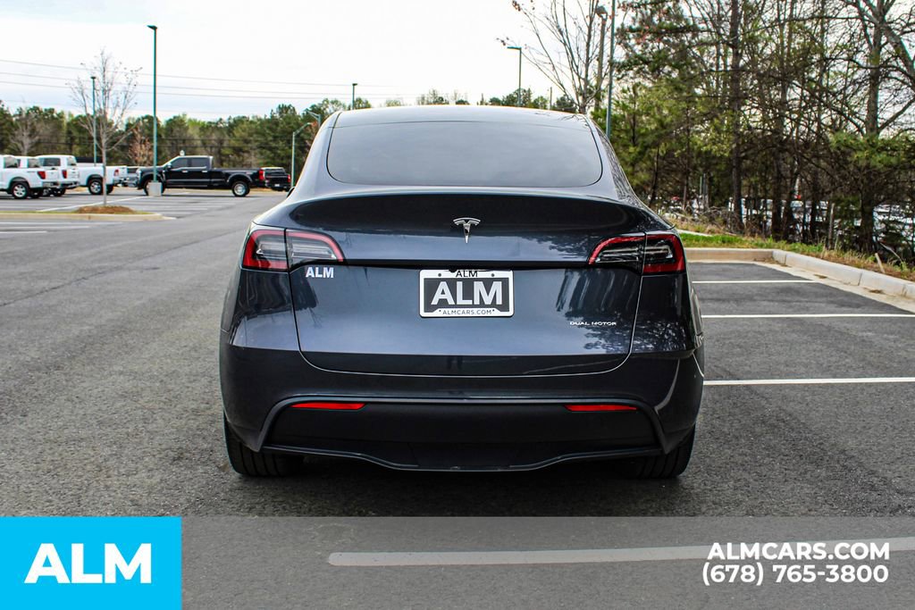 Used 2023 Tesla Model Y Long Range image 11