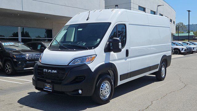 Used 2026 RAM ProMaster 2500 w/ Convenience Group FWD image 1