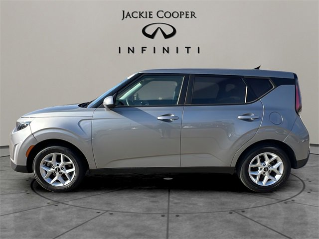 Used 2024 Kia Soul LX w/ Option Group 015 image 2