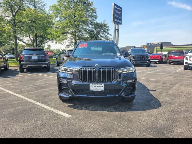Used 2022 BMW X7 xDrive40i w/ M Sport Package AWD/4WD image 7