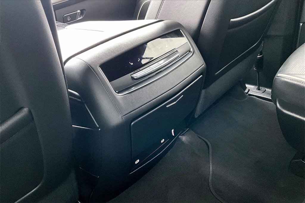 Used 2024 Cadillac Escalade Sport image 31
