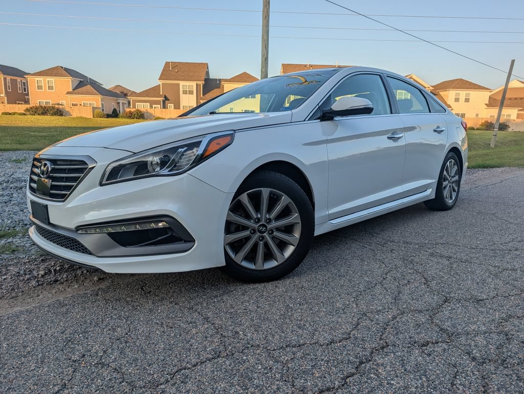 Used 2016 Hyundai Sonata Limited w/ Option Group 05