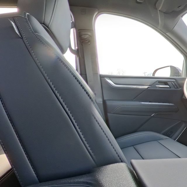New 2026 GMC Acadia Elevation w/ Elevation Premium Package FWD image 34