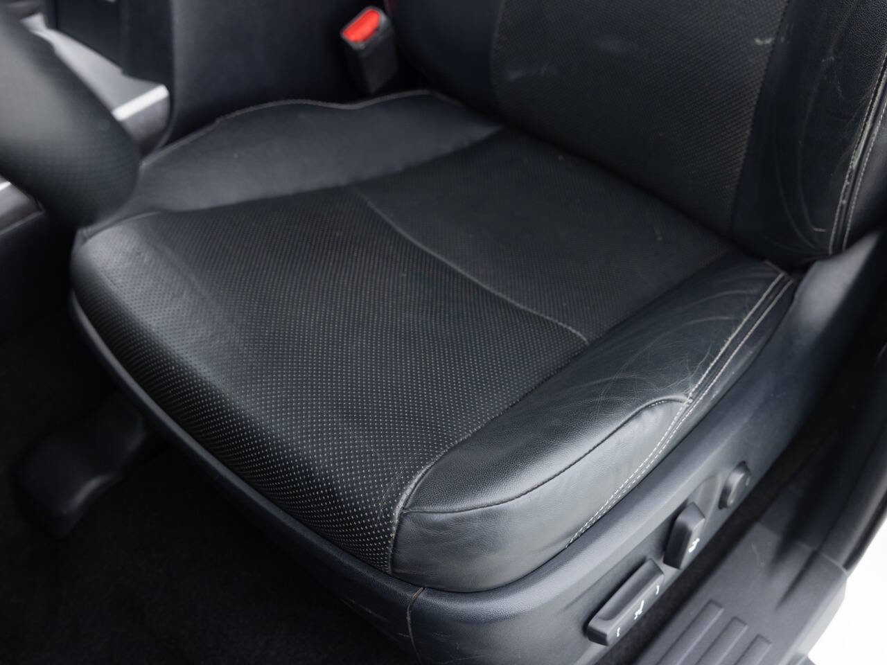 Used 2019 Toyota 4Runner Limited image 21