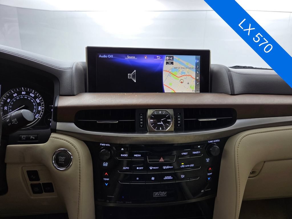 Used 2017 Lexus LX 570 4WD w/ Luxury Package image 32