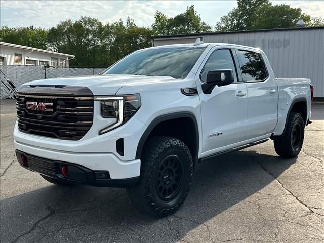 Used 2023 GMC Sierra 1500 AT4X AWD/4WD image 5