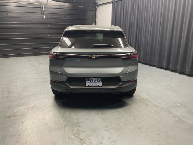 New 2026 Chevrolet Equinox EV LT image 4