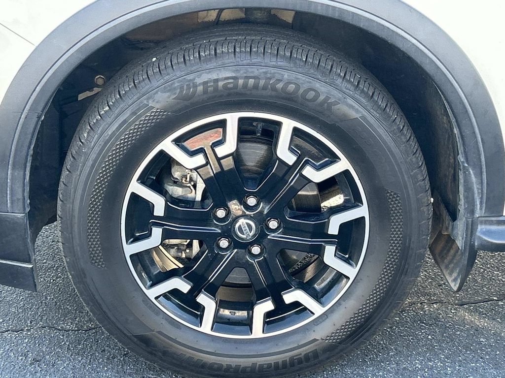 Used 2020 Nissan Pathfinder SL AWD/4WD image 11