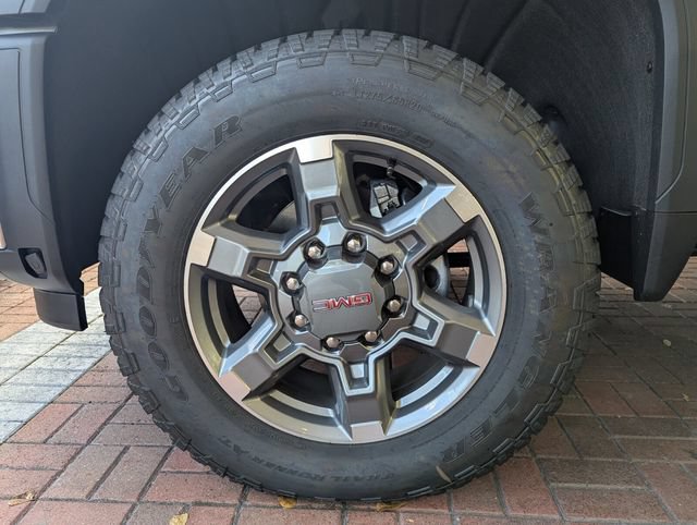 New 2026 GMC Sierra 2500 SLE AWD/4WD image 9