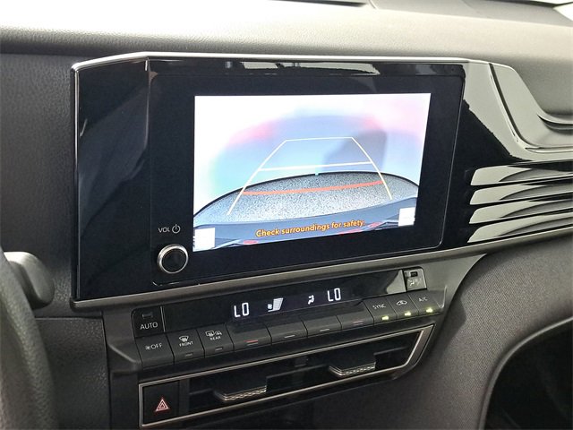 Used 2025 Toyota Camry LE image 29