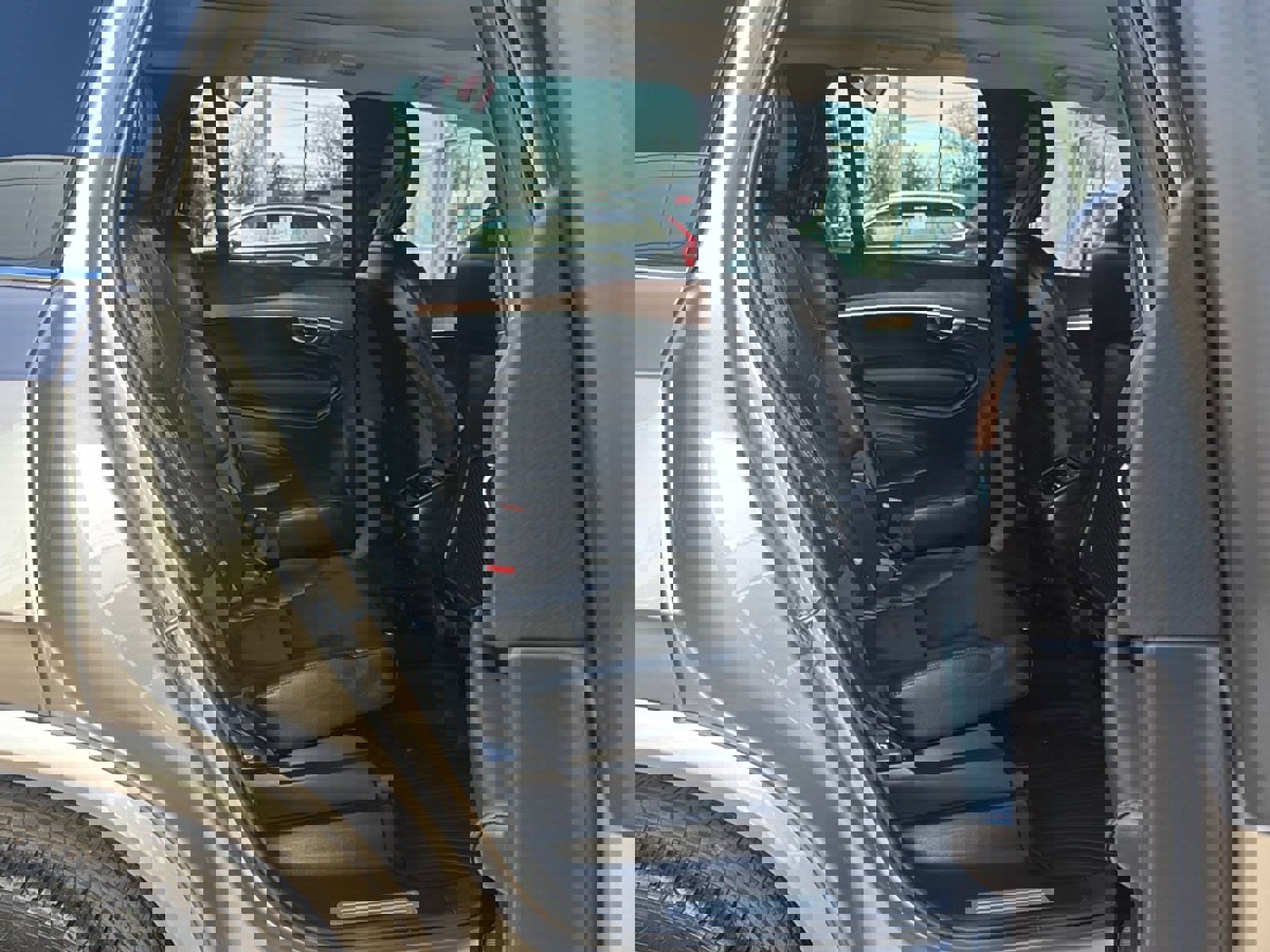 Used 2023 Volvo XC90 B6 Plus w/ Protection Package image 20