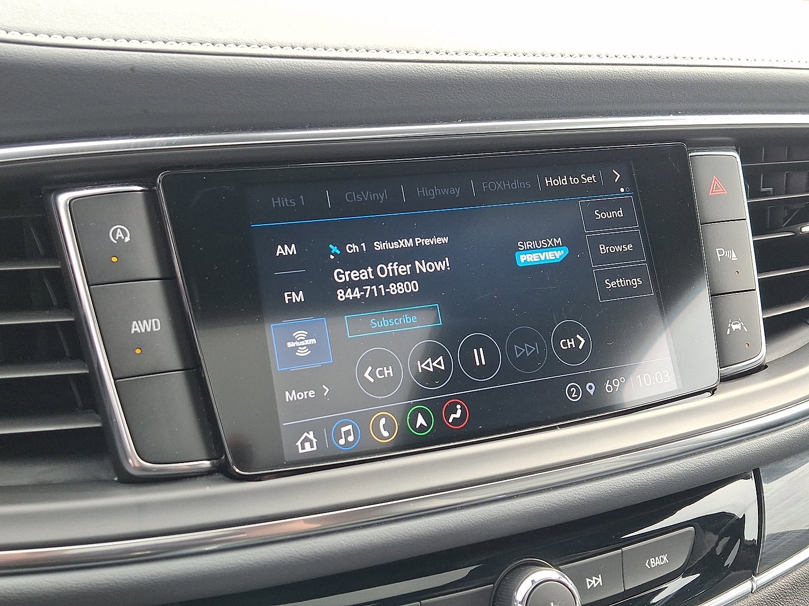 Used 2023 Buick Enclave Essence w/ Experience Buick Package AWD/4WD image 19