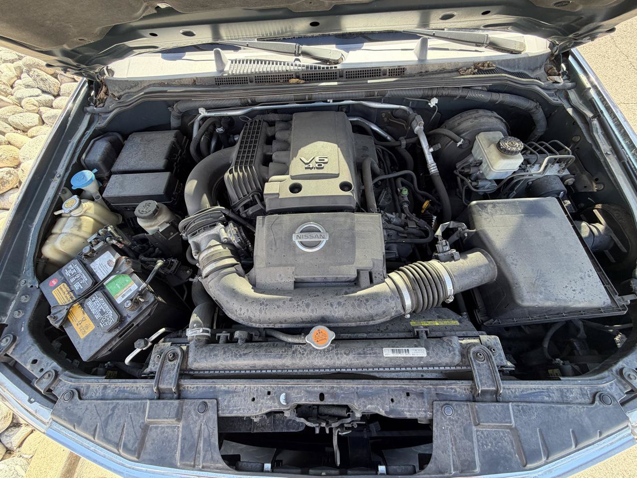 Used 2006 Nissan Frontier NISMO AWD/4WD image 9