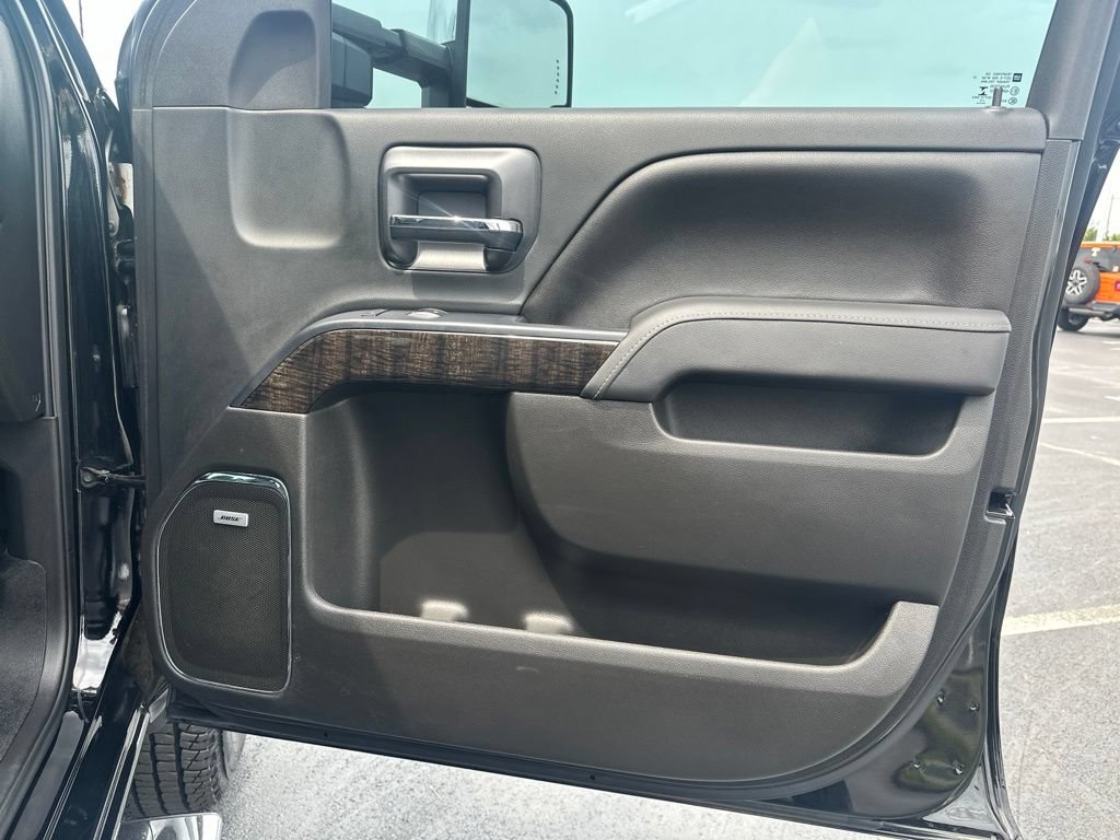 Used 2015 GMC Sierra 3500 Denali w/ Duramax Plus Package AWD/4WD image 10