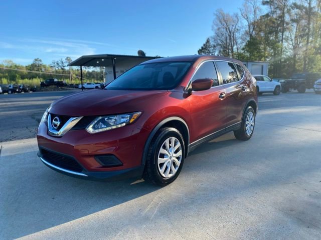 Used 2016 Nissan Rogue S image 2