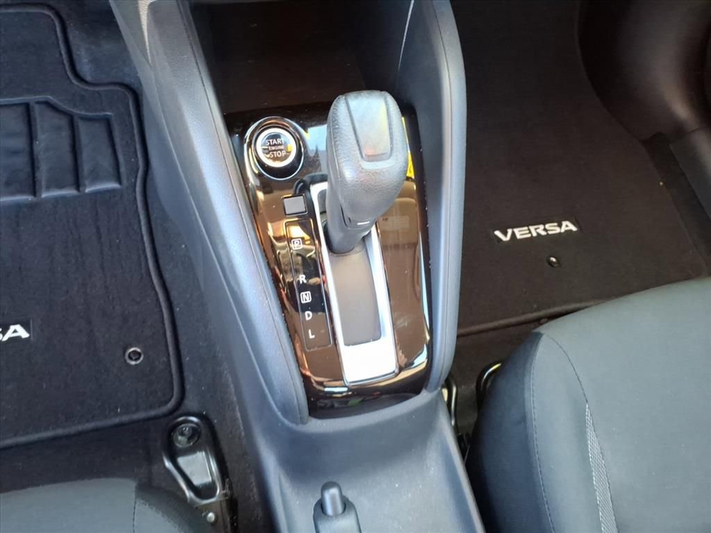 Used 2020 Nissan Versa S image 33