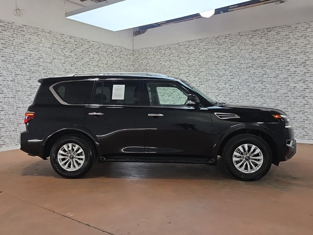 Used 2024 Nissan Armada SV image 7
