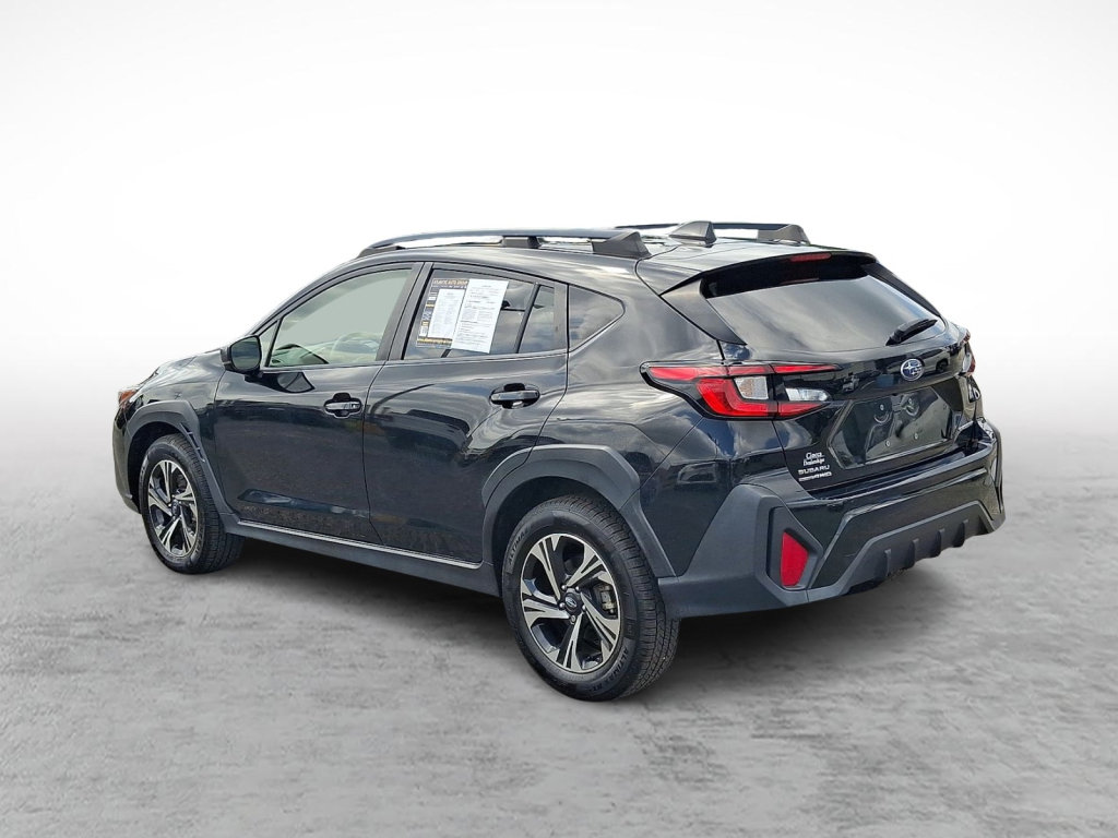 Used 2024 Subaru Crosstrek 2.0i Premium AWD/4WD image 3