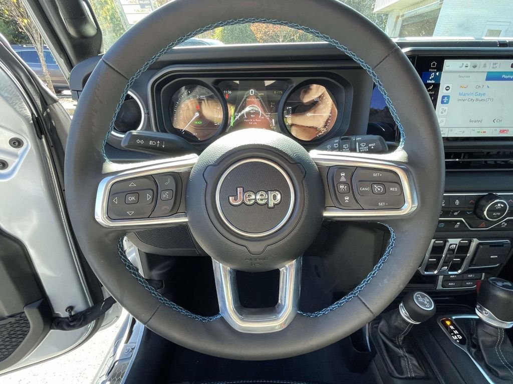 Used 2024 Jeep Wrangler High Altitude image 21