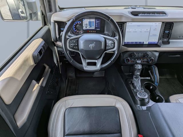 Used 2022 Ford Bronco Wildtrak image 16