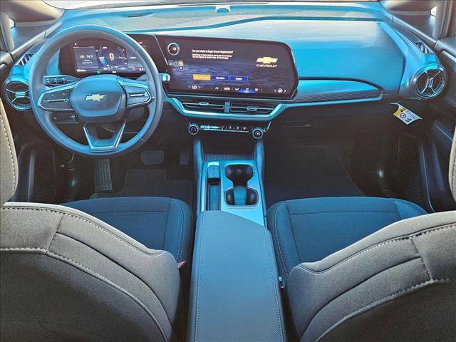 New 2026 Chevrolet Equinox EV LT image 16