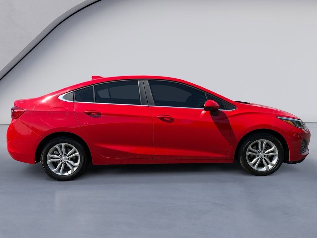 Used 2019 Chevrolet Cruze LT w/ LT Fleet Convenience Package FWD image 6