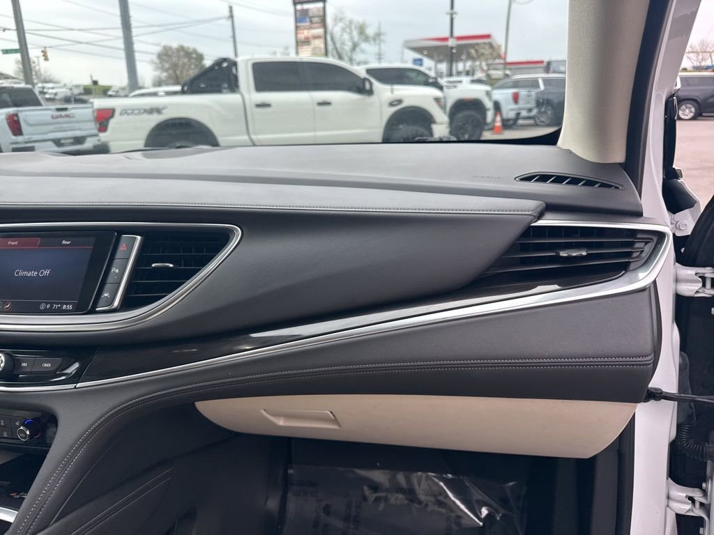 Used 2023 Buick Enclave Premium w/ Experience Buick Package image 19