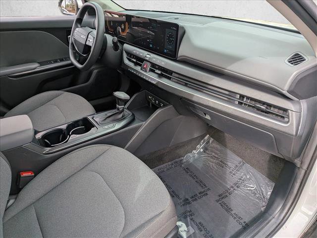 Used 2025 Kia K4 LXS image 20