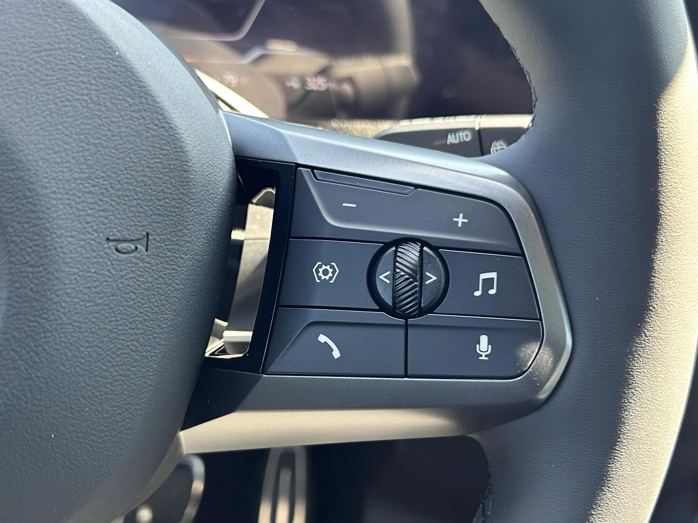 Used 2026 BMW iX xDrive60 w/ M Sport Package image 12