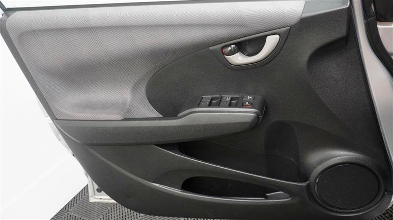 Used 2013 Honda Fit image 28