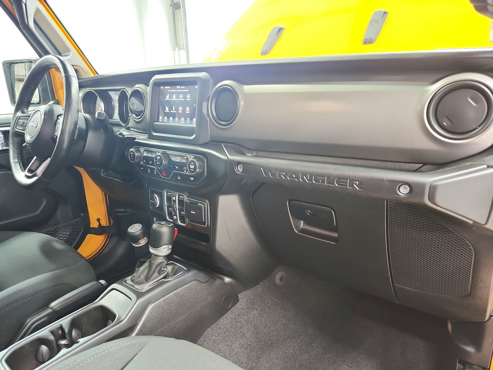 Used 2021 Jeep Wrangler Unlimited Sport AWD/4WD image 36