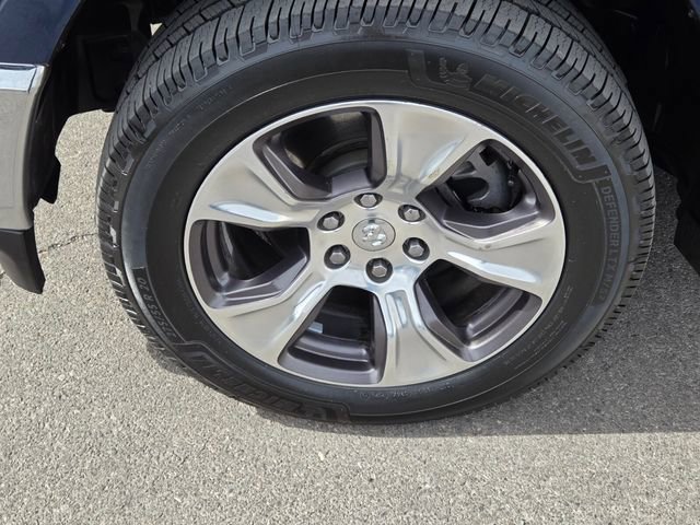 Used 2022 RAM 1500 Laramie AWD/4WD image 9