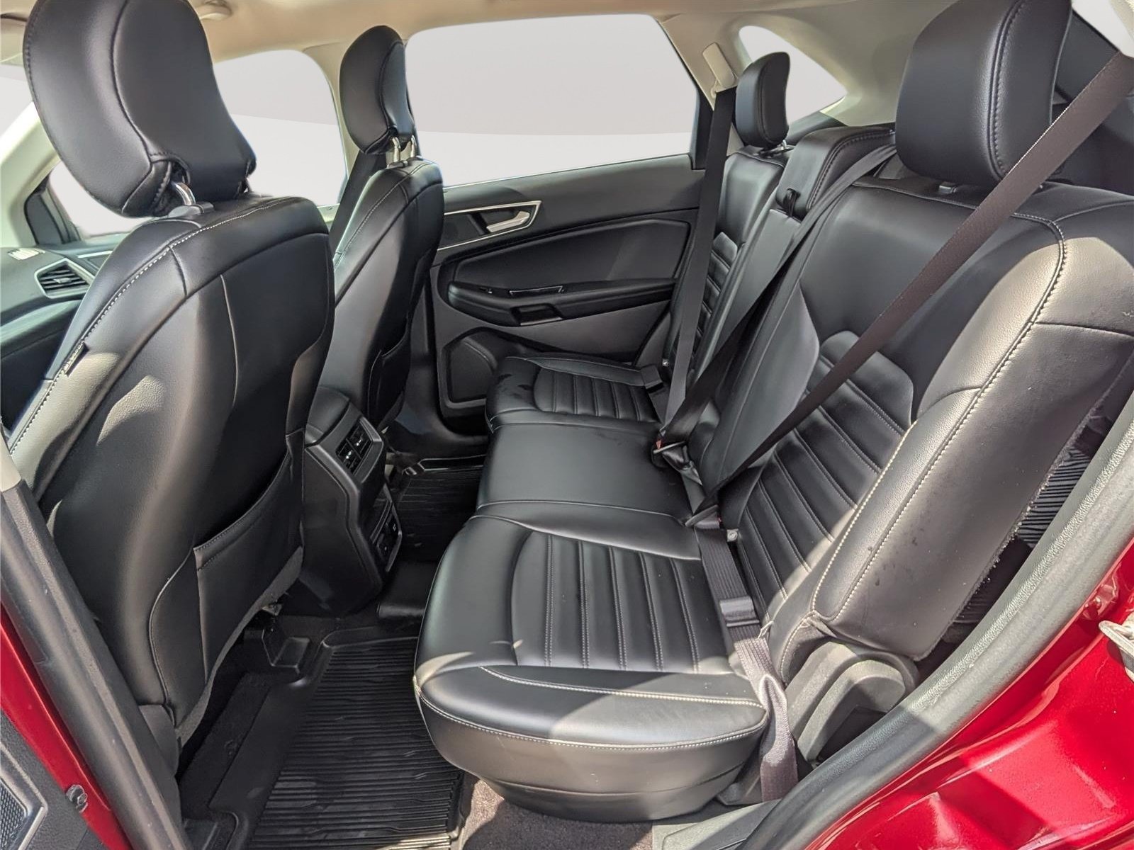Used 2019 Ford Edge SEL w/ Equipment Group 201A AWD/4WD image 15