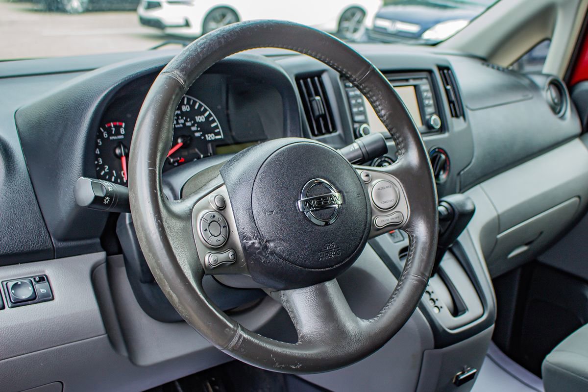 Used 2017 Nissan NV200 SV w/ Technology Package FWD image 20