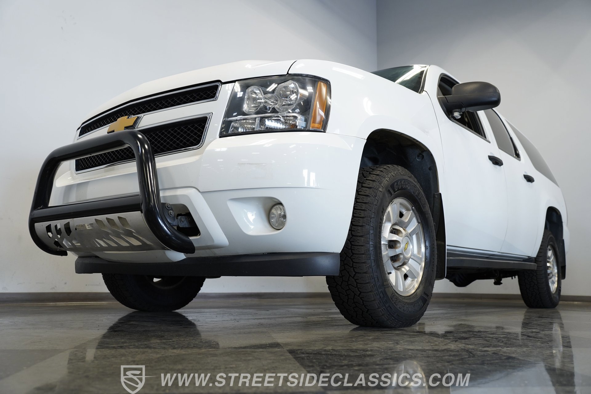 Used 2012 Chevrolet Suburban 2500 w/ Skid Plate Package image 20