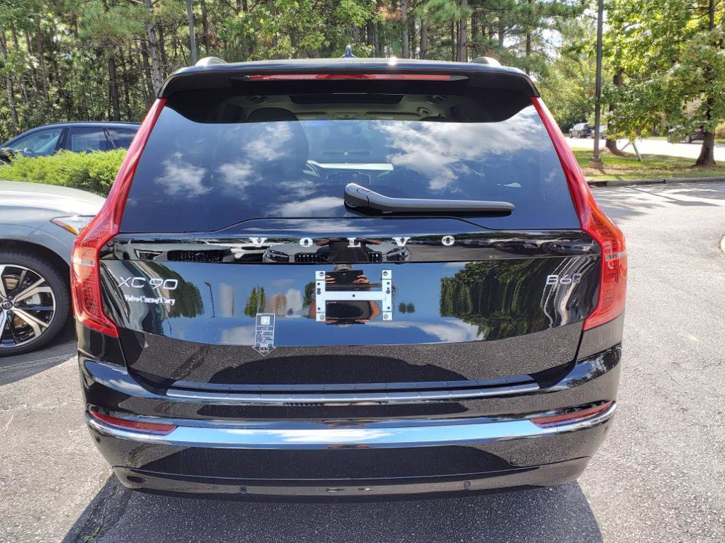 New 2025 Volvo XC90 B6 Plus w/ Protection Package Premier image 4