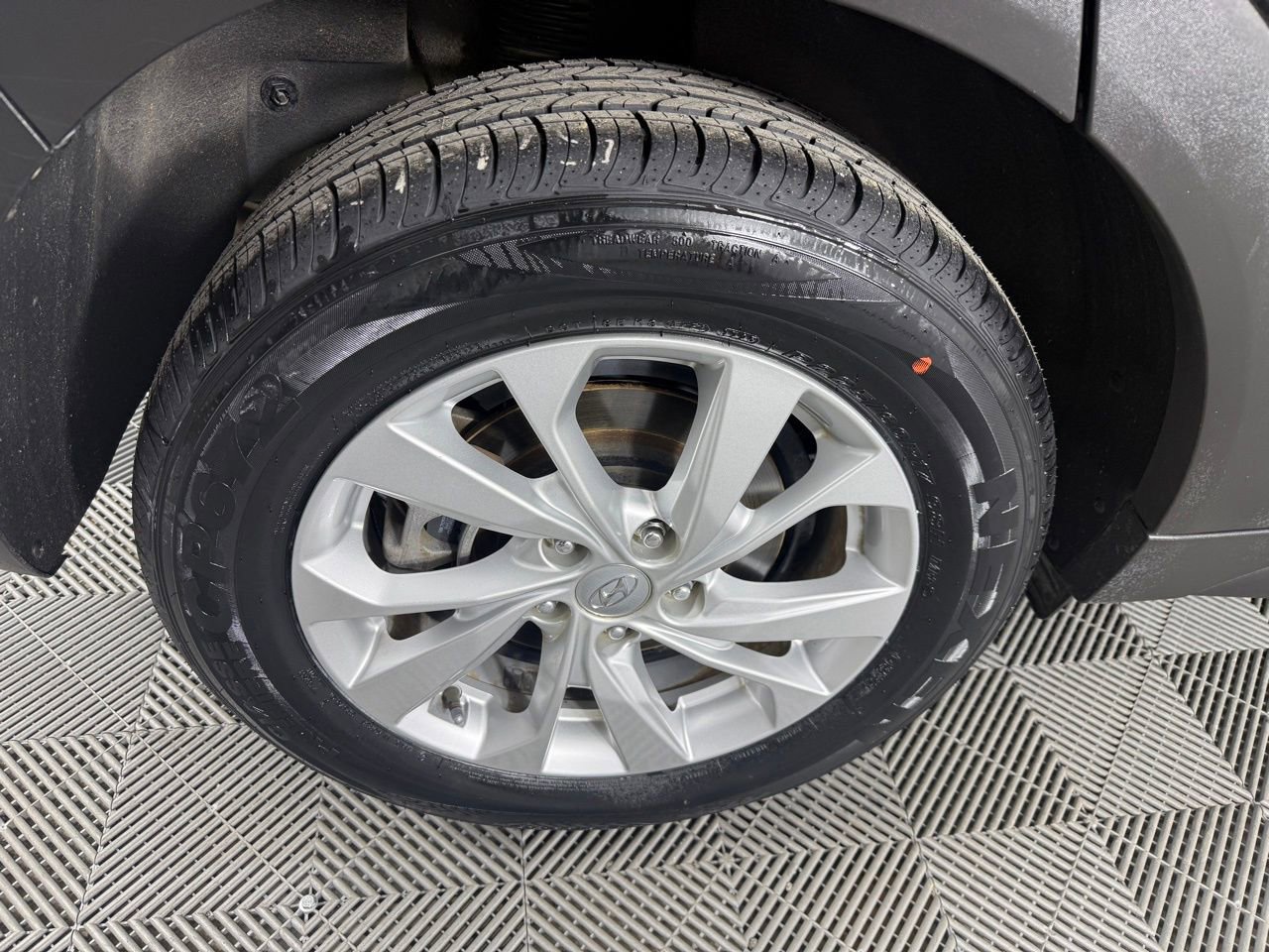 Used 2021 Hyundai Tucson SE image 35