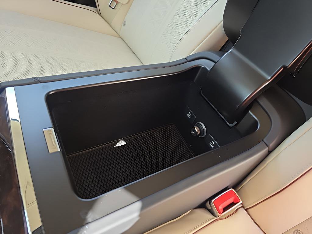 New 2025 Bentley Flying Spur Plug-In Hybrid AWD/4WD image 41