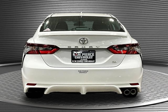 Used 2023 Toyota Camry SE FWD image 5