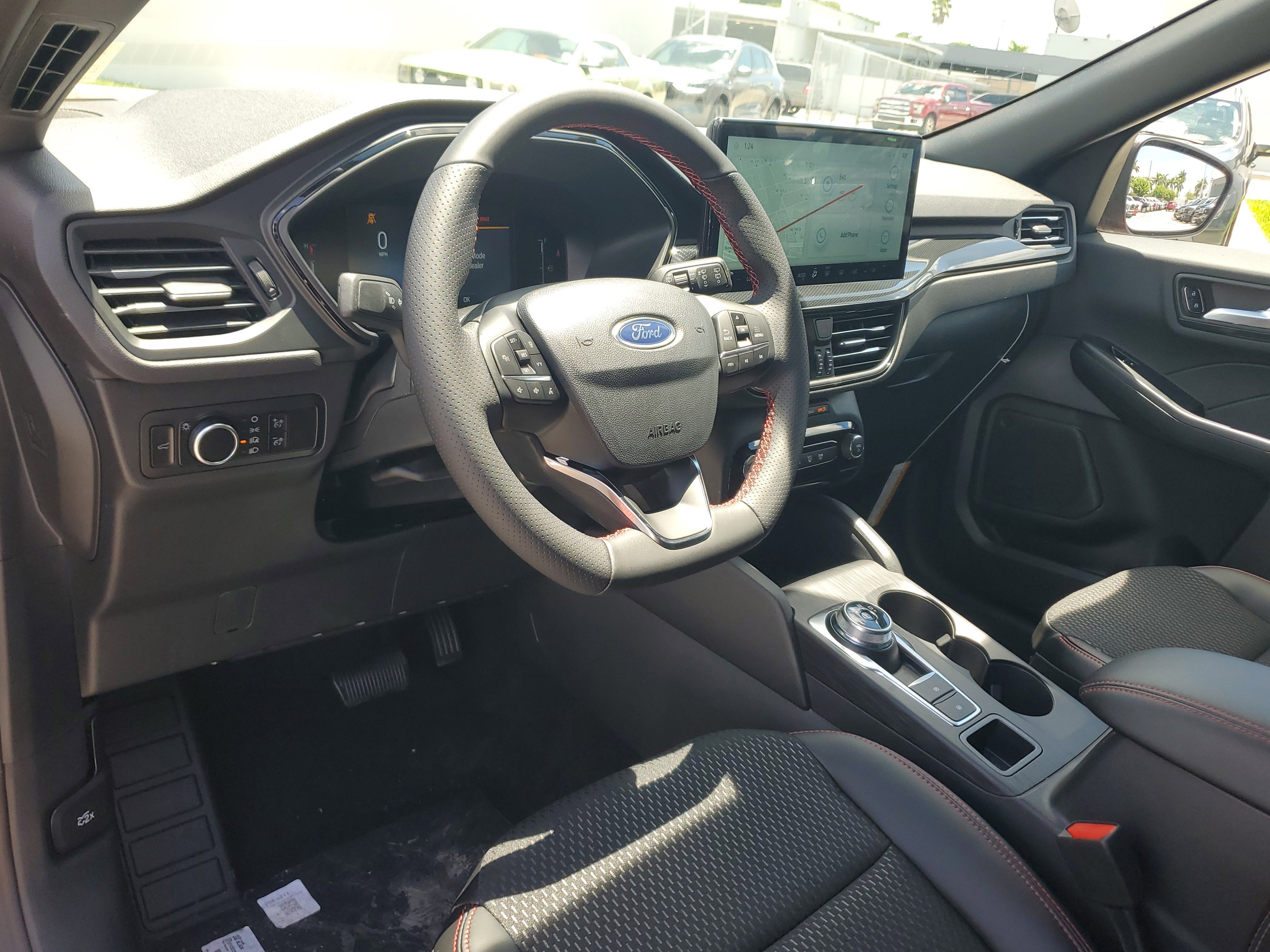 New 2025 Ford Escape ST-Line w/ Tech Pack #1 image 9