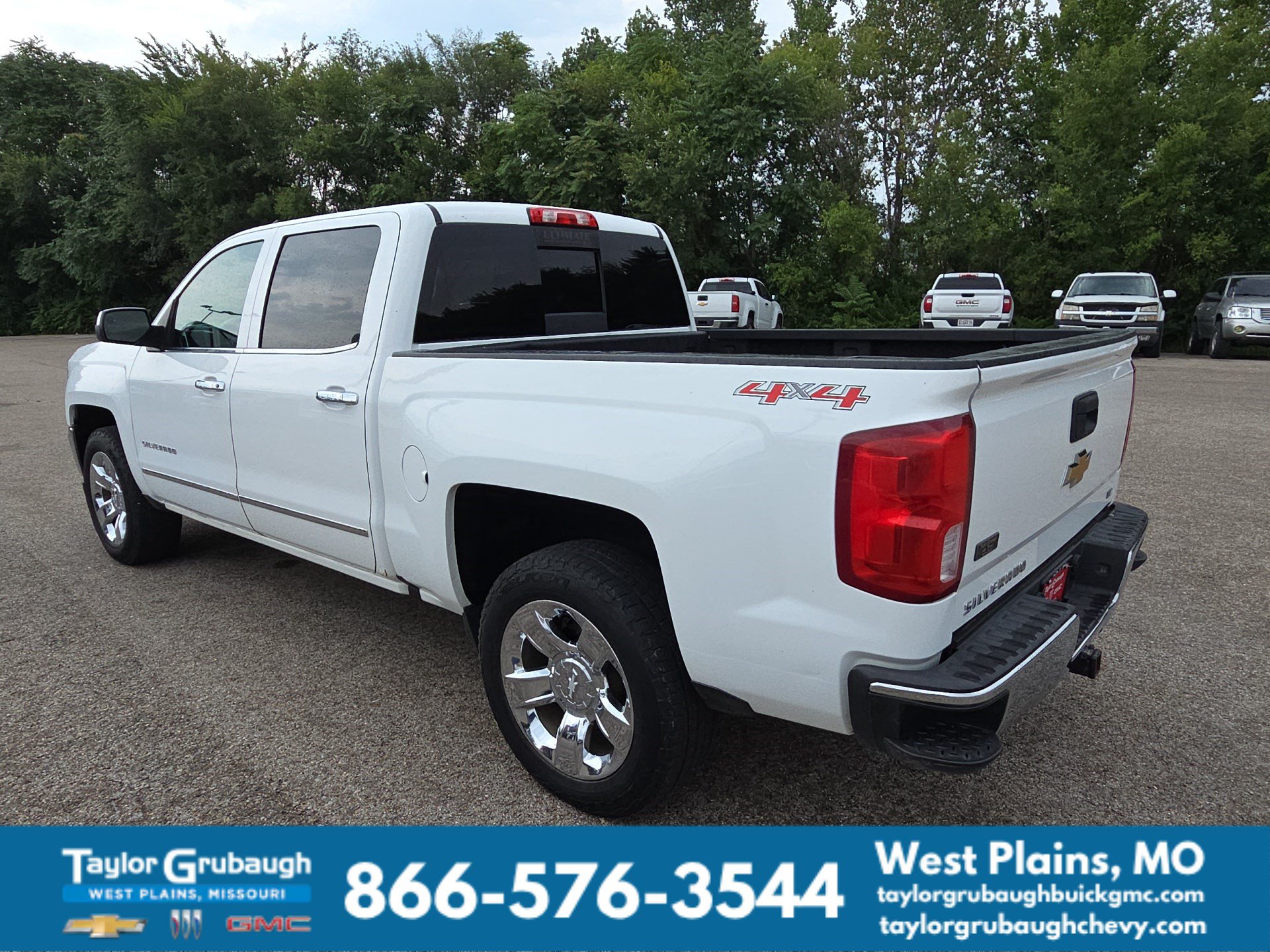 Used 2016 Chevrolet Silverado 1500 LTZ w/ Sport Package AWD/4WD image 6