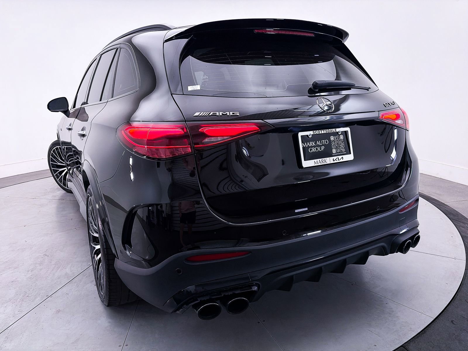 Used 2024 Mercedes-Benz GLC 43 AMG 4MATIC image 11